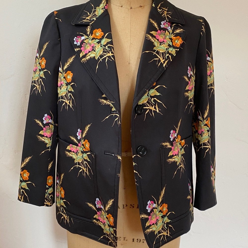 No. 21 Black Jacket with Floral Accents